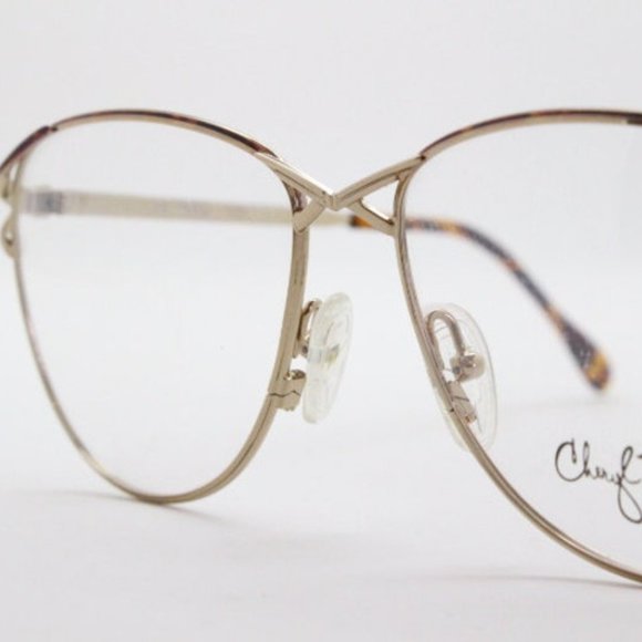 Cheryl Tiegs 80s vintage glasses model 69 made in Italy. Elegant slim gold eyegl main image 3